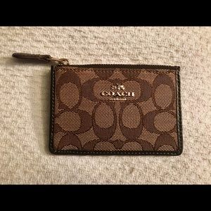 Small Coach Wallet.  Never used. Brand new!